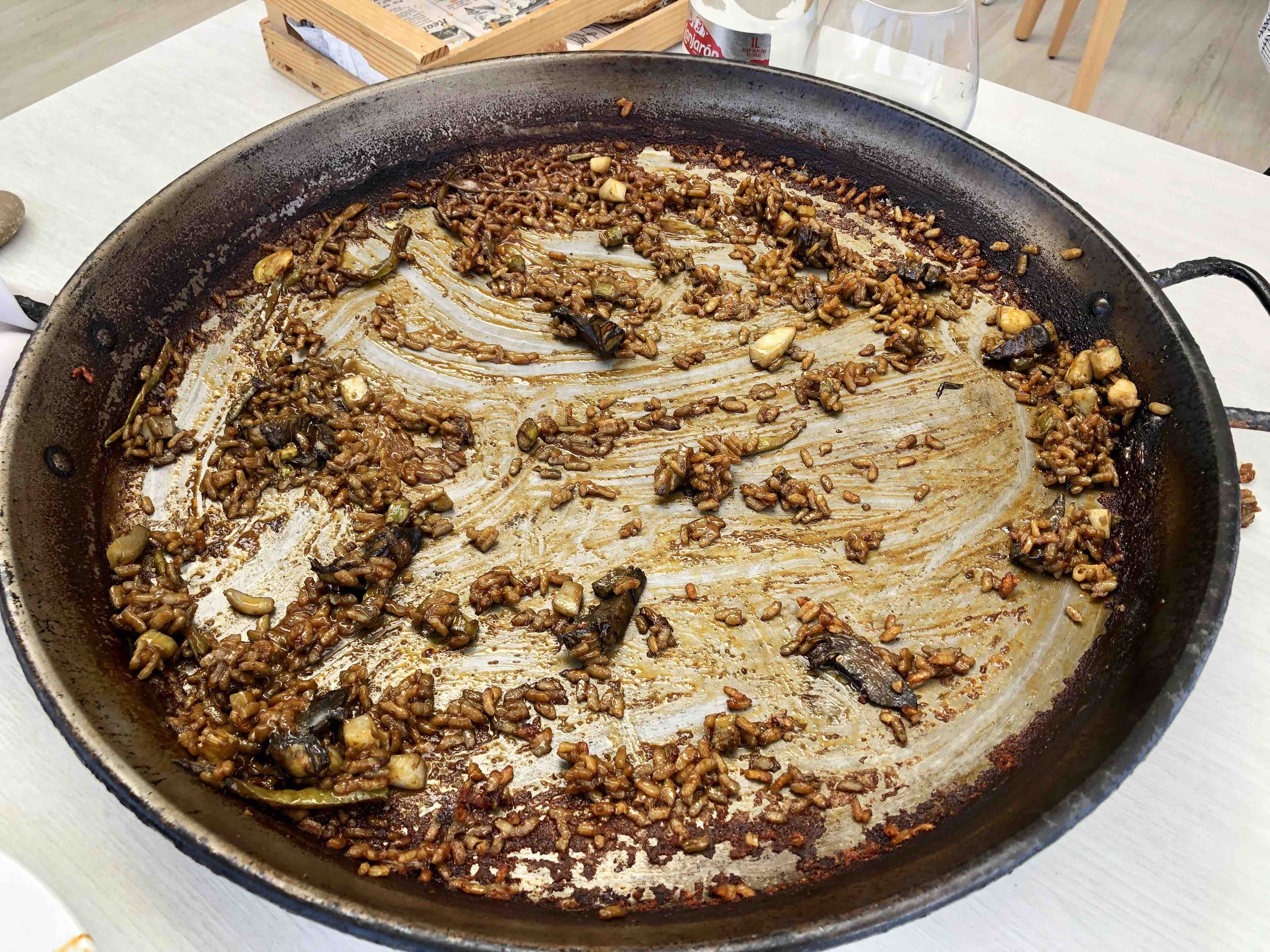 JAM fall Valencia paella black