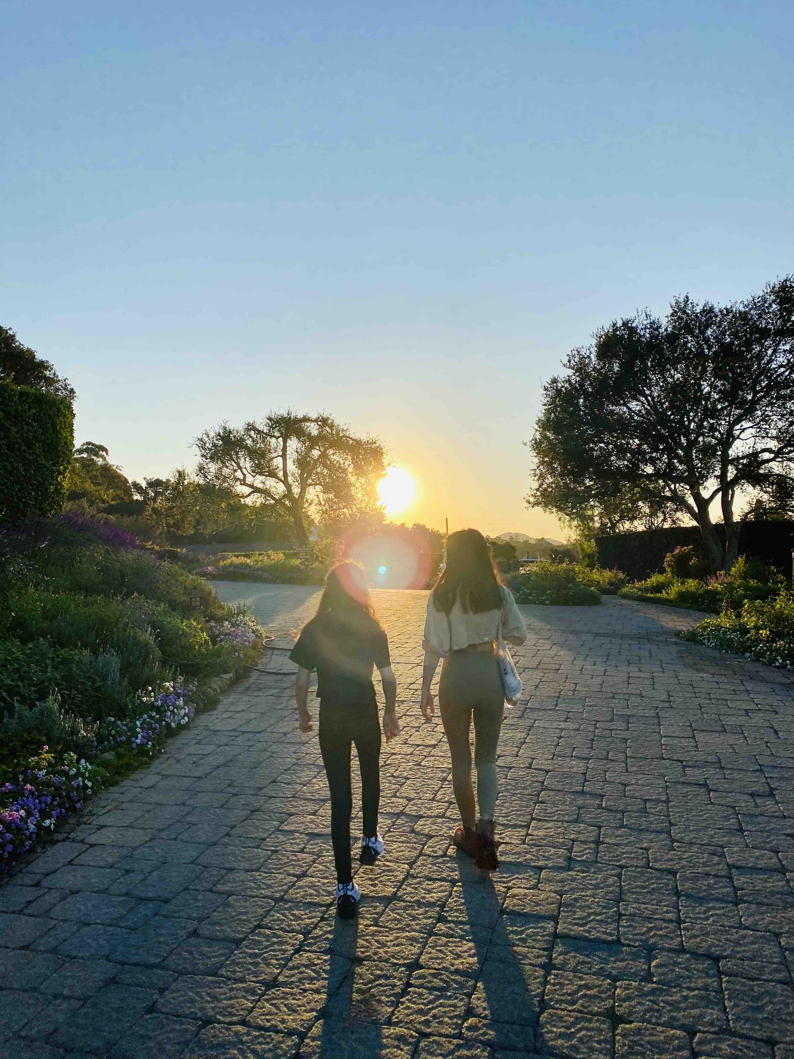 SYR sunrise walk