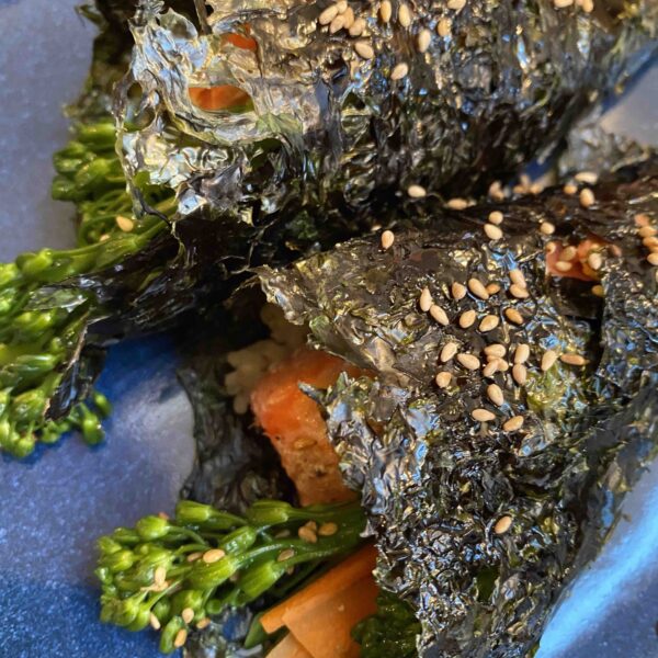 JAM in House salmon hand roll